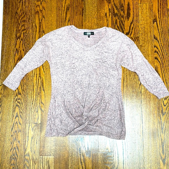 Sweater - Picture 1 of 2